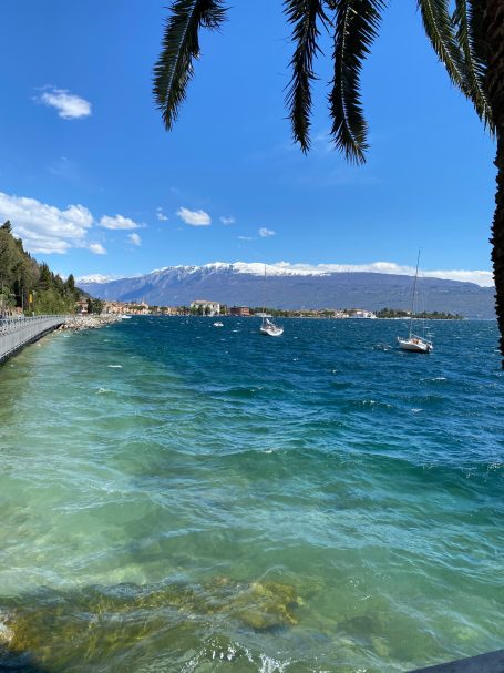 Die wunderbaren Farben des Gardasee
